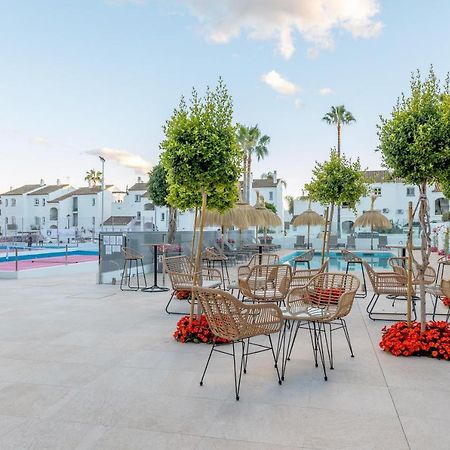 Отель Residencia Deportiva Rozarossa Эстепона Экстерьер фото