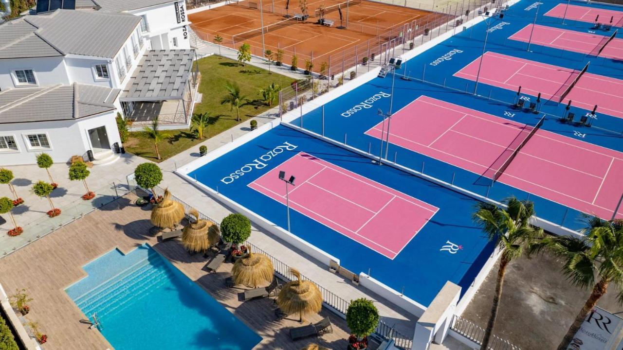 Отель Residencia Deportiva Rozarossa Эстепона Экстерьер фото